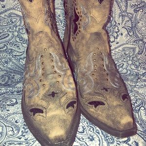 NWOT Dingo Shorty Boots